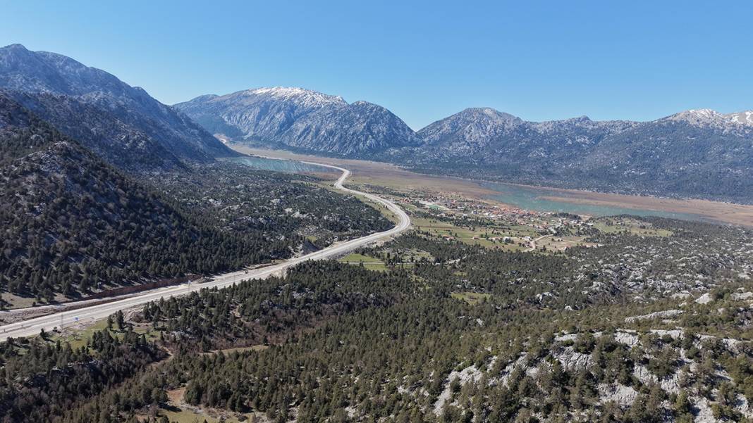 Yirmi yedi gündür kapalıydı! Ulaşıma açılan Konya-Antalya yolu böyle görüntülendi 3